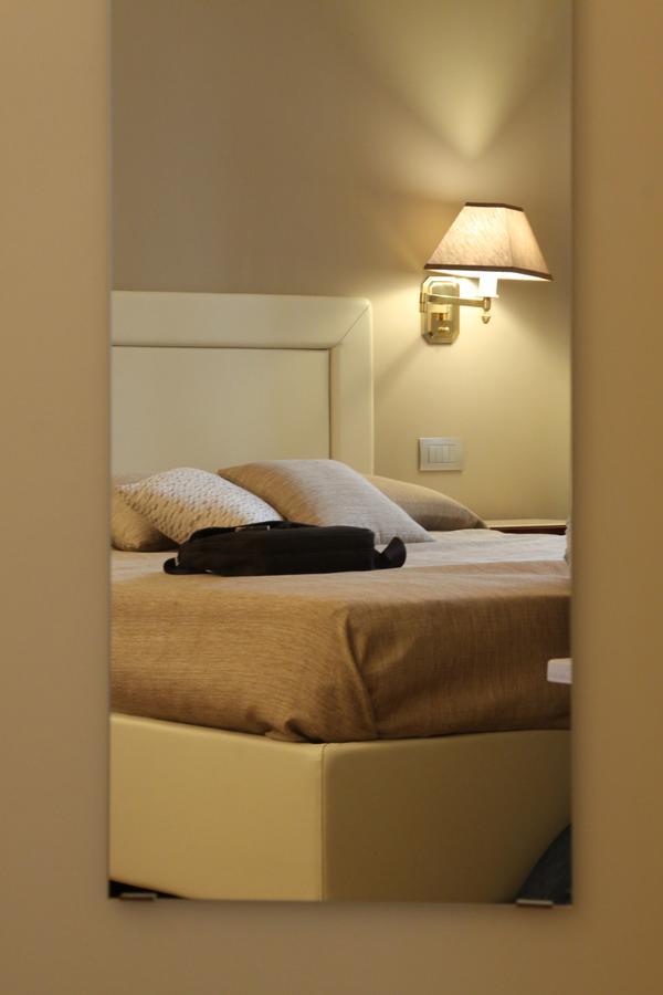 Bronzino House Bed & Breakfast Milano Dış mekan fotoğraf